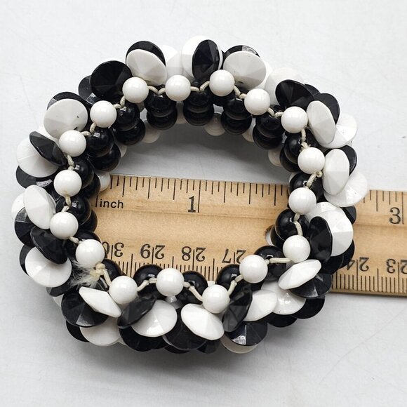 Black White Acrylic Beaded Stretch Bracelet For Women Vintage - Picture 5 of 5